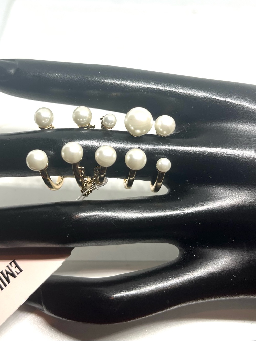 Emily in Paris Full Finger Faux Pearl Ring NWT